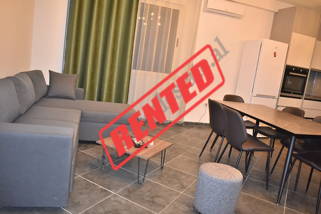 Two bedroom apartment for rent between the area of Linza and Fresk in Tirana.
The house is part of 